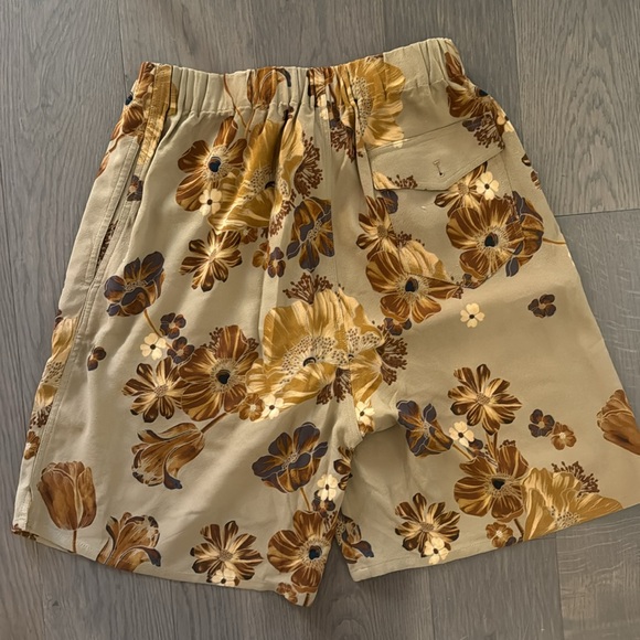 AMI shorts in amazing condition - Picture 4 of 4